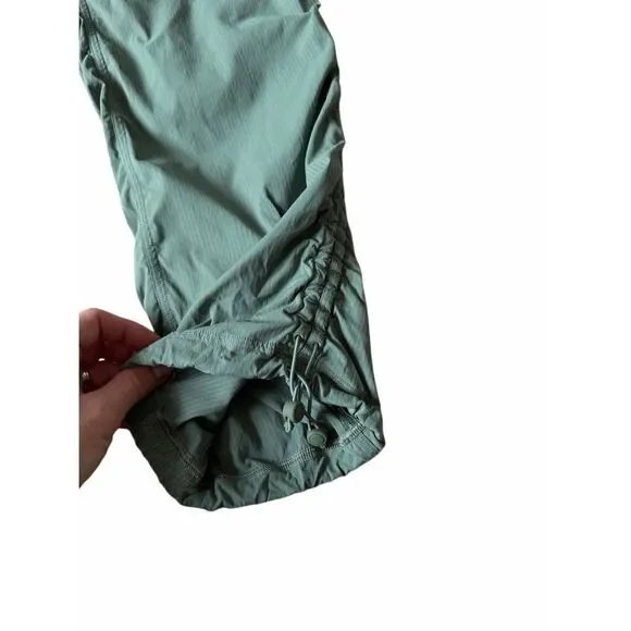 Lululemon Dance Studio Pants Relaxed Fit Mid Rise Cargo Green XXS - Picture 8 of 10